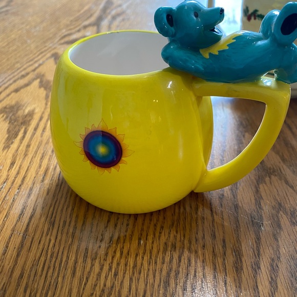 Grateful Dead Yellow Mug with blue deady bear - Picture 5 of 5